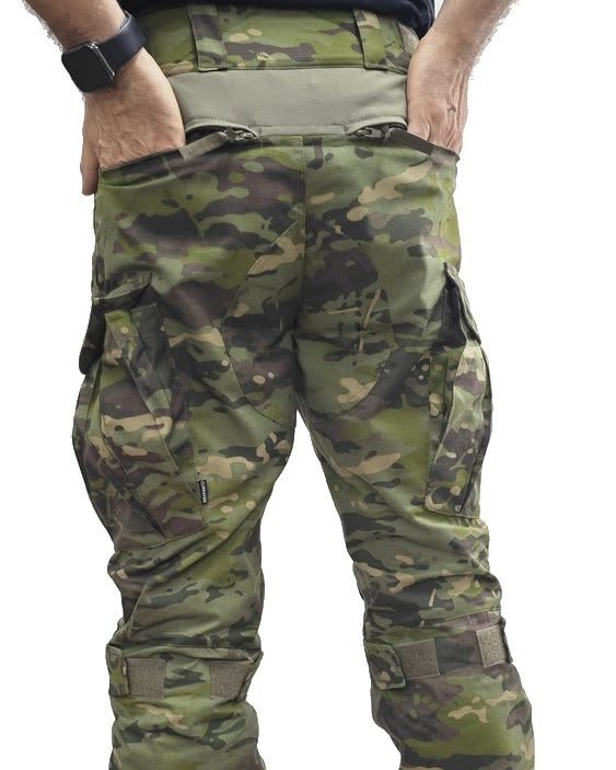 GRW-S Multicam tropic tył.jpg